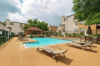 Arlington Condo: 2307 Balsam Drive