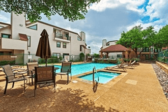 Arlington Condo: 2307 Balsam Drive