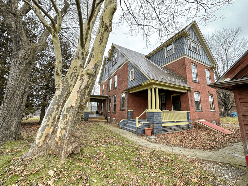 Turners Falls House: 66 Prospect St.