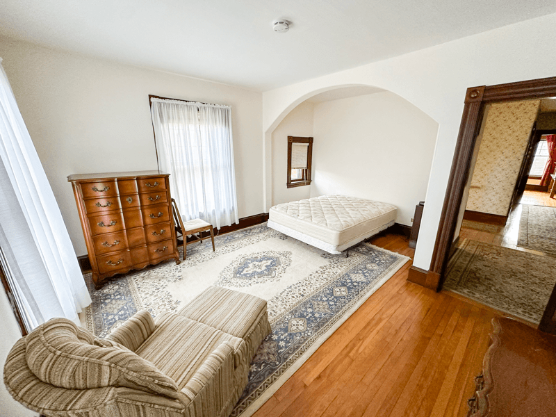 Turners Falls House: 66 Prospect St.