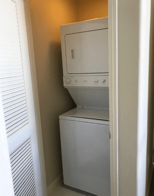 Oakland Condo: 989 Franklin St