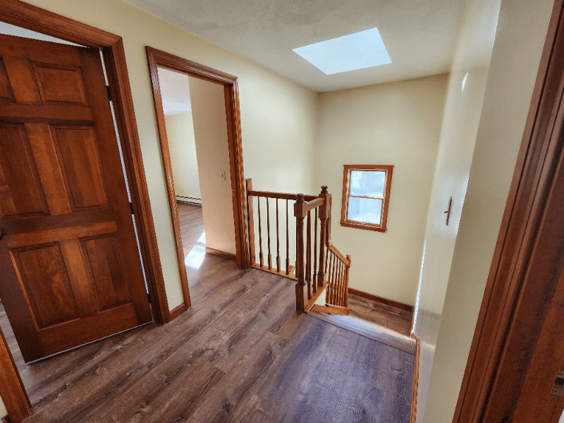 Quincy Single Room: 66 Brook St.