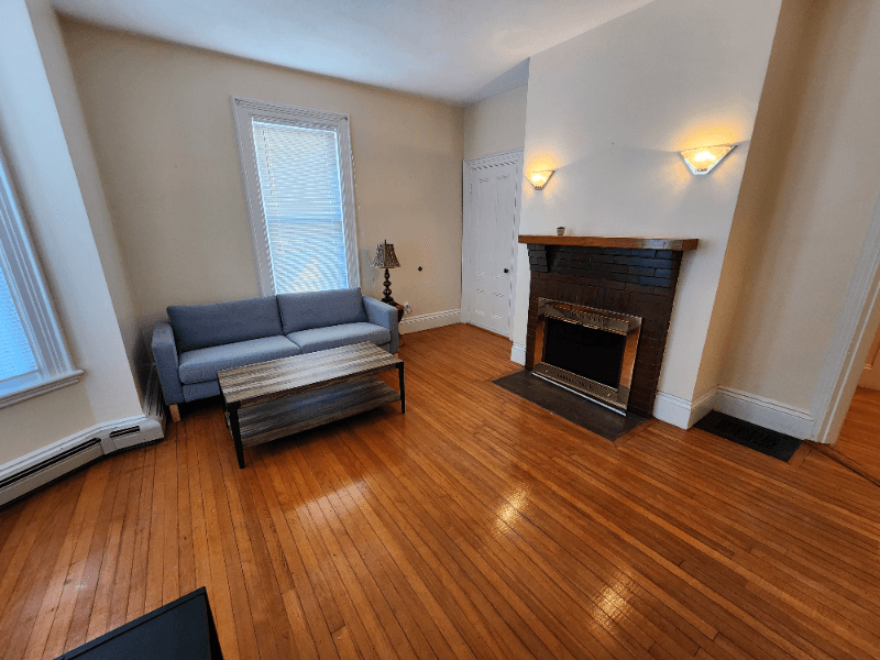 Quincy Single Room: 66 Brook St.