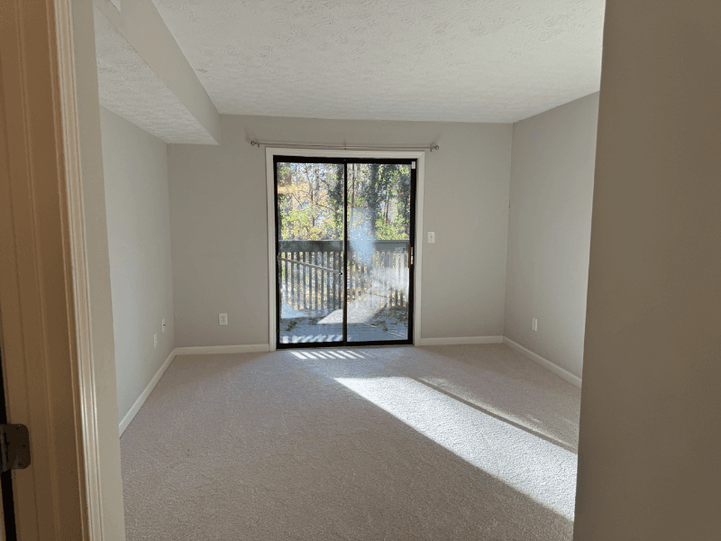Atlanta Condo: 305 Dunbar Dr