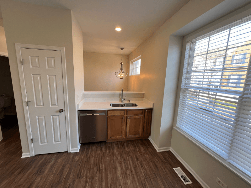 Gilberts Condo: 159 Willey Street