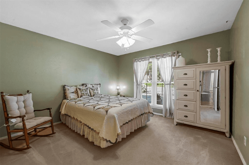 Richardson Single Room: 428 park bend drive