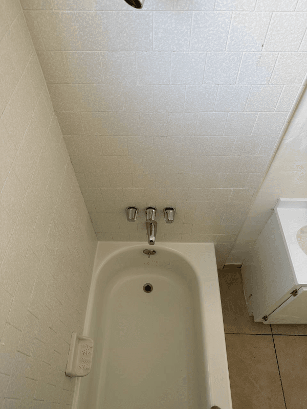 Diwney House: 12623 Barlin avenue # E