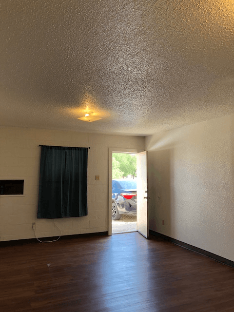 PORTALES Townhome: 510 E. 1st St