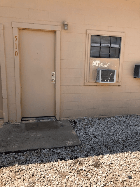 PORTALES Townhome: 510 E. 1st St