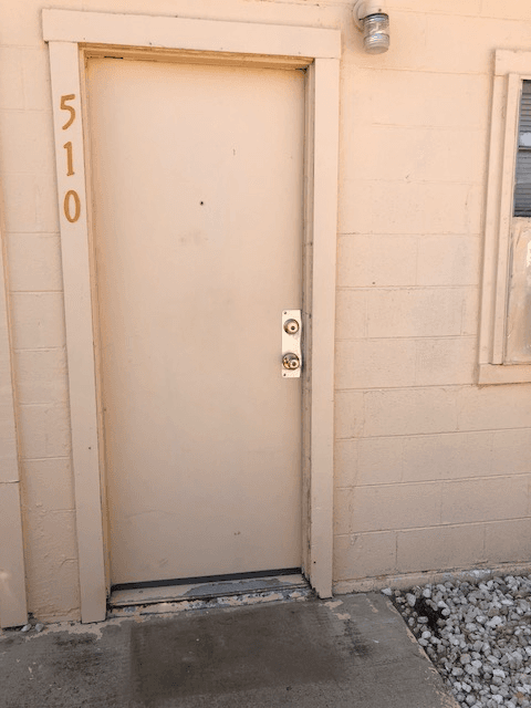 PORTALES Townhome: 510 E. 1st St