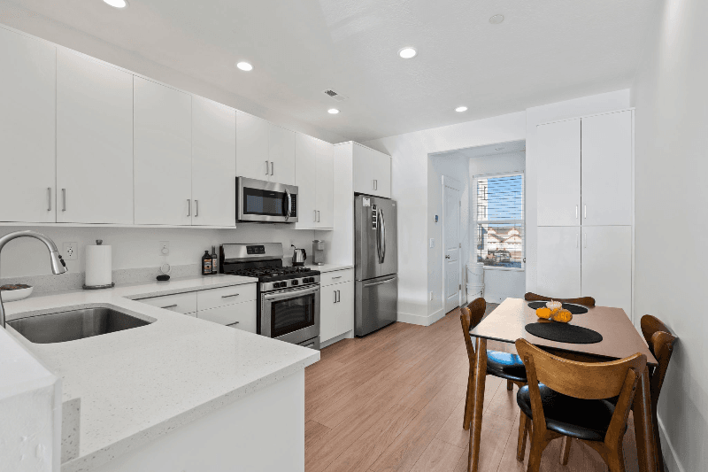 South Jordan Townhome: 11237 S Freestone Rd