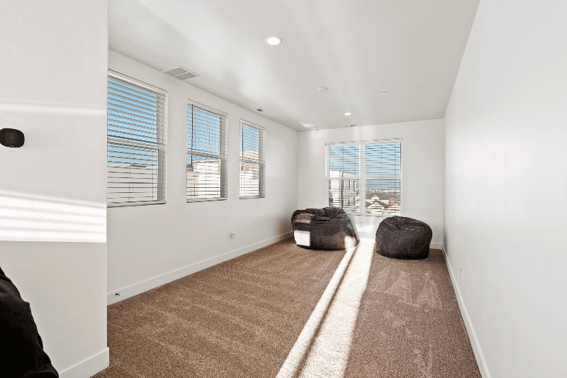 South Jordan Townhome: 11237 S Freestone Rd