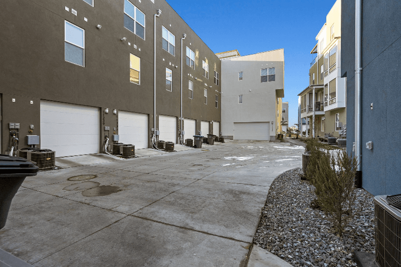 South Jordan Townhome: 11237 S Freestone Rd