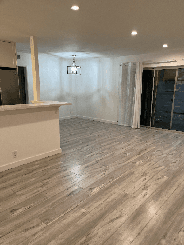Los Angeles Apartment: 11669 Chenault St