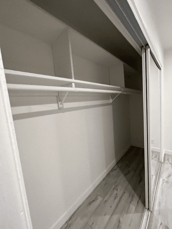 Los Angeles Apartment: 11669 Chenault St
