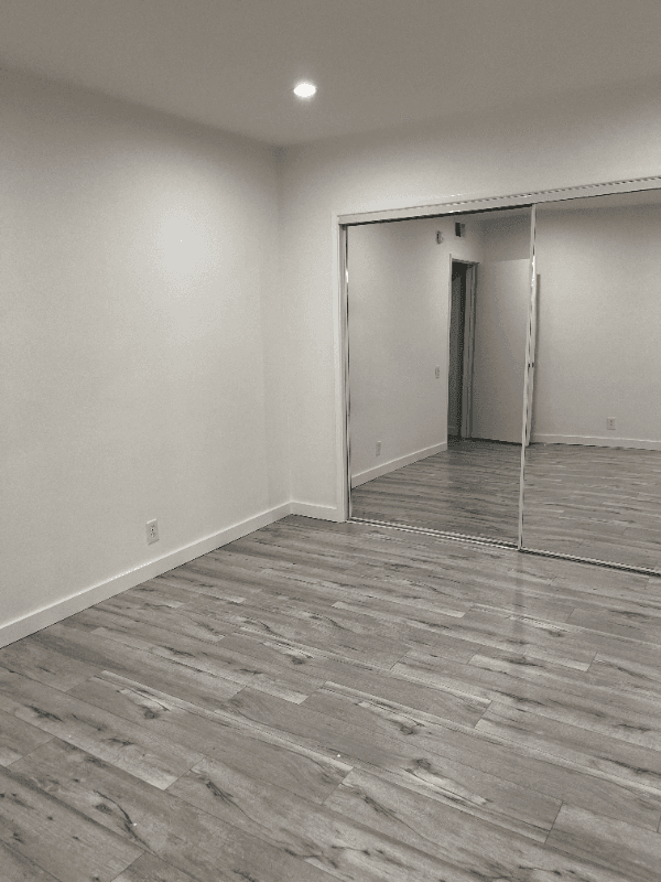Los Angeles Apartment: 11669 Chenault St