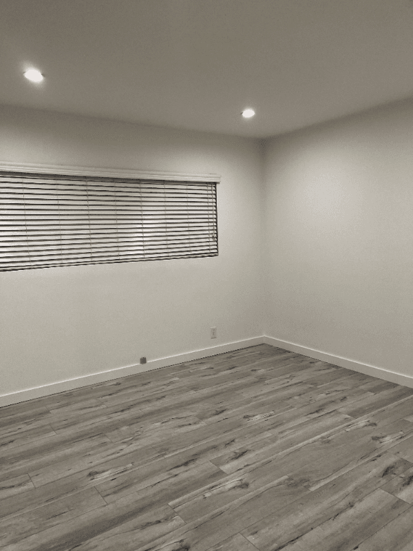 Los Angeles Apartment: 11669 Chenault St
