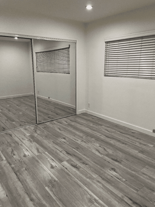 Los Angeles Apartment: 11669 Chenault St