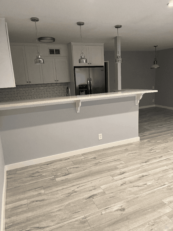 Los Angeles Apartment: 11669 Chenault St