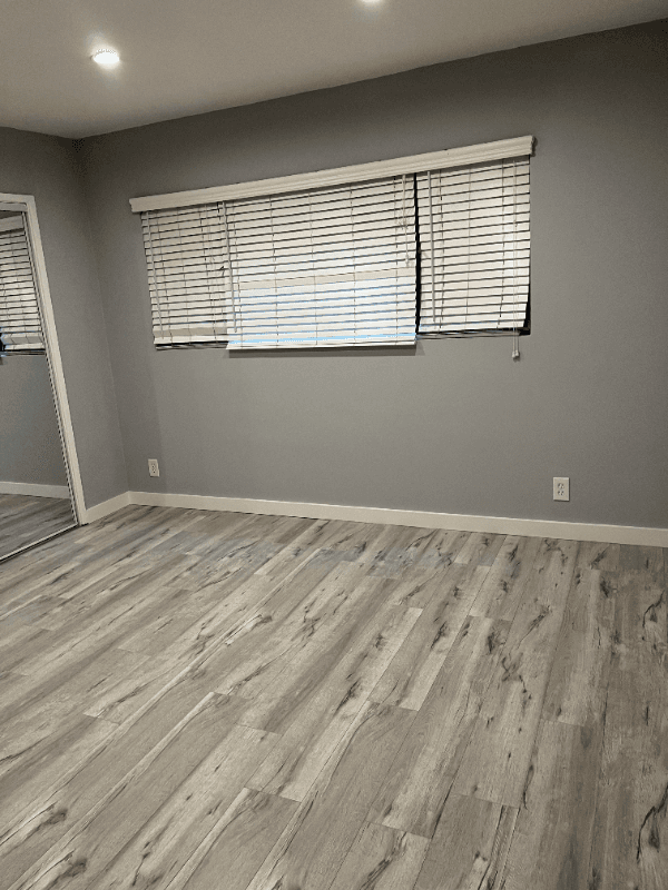 Los Angeles Apartment: 11669 Chenault St