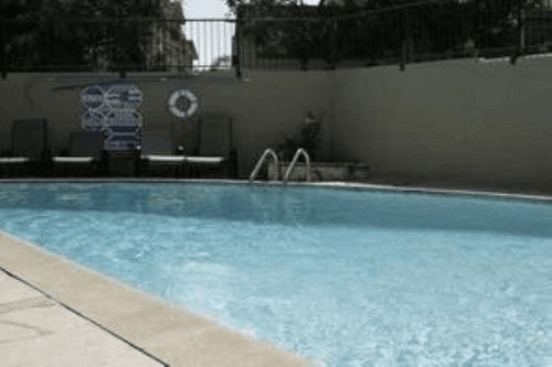 Los Angeles Apartment: 11669 Chenault St