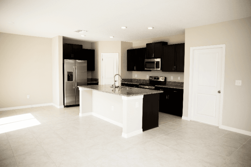 Spring Hill House: 552 Argyll Dr