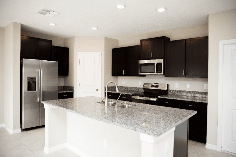 Spring Hill House: 552 Argyll Dr