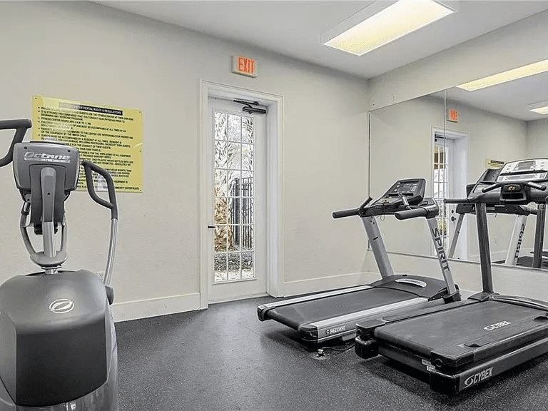 Spring Hill House: 552 Argyll Dr