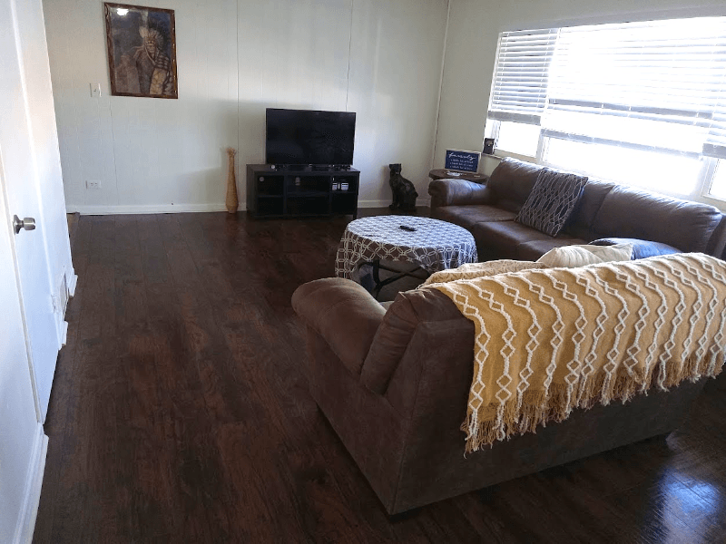 Sweetwater House: 505 Chestnut St
