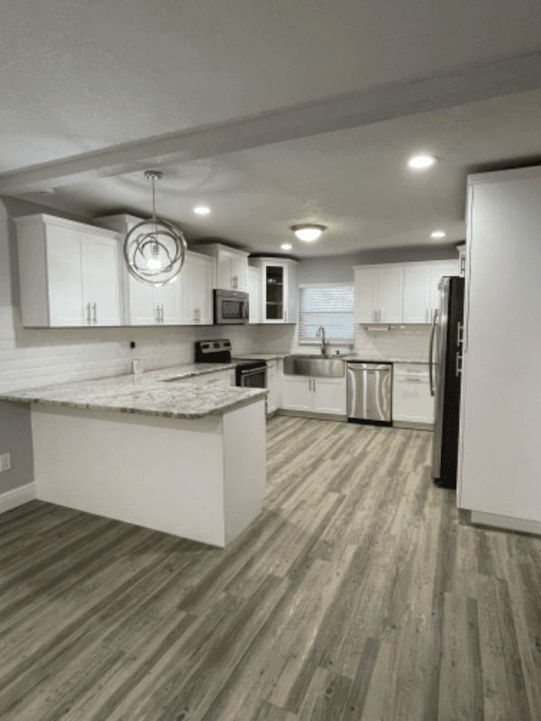 Tampa House: 310 E Gladys St