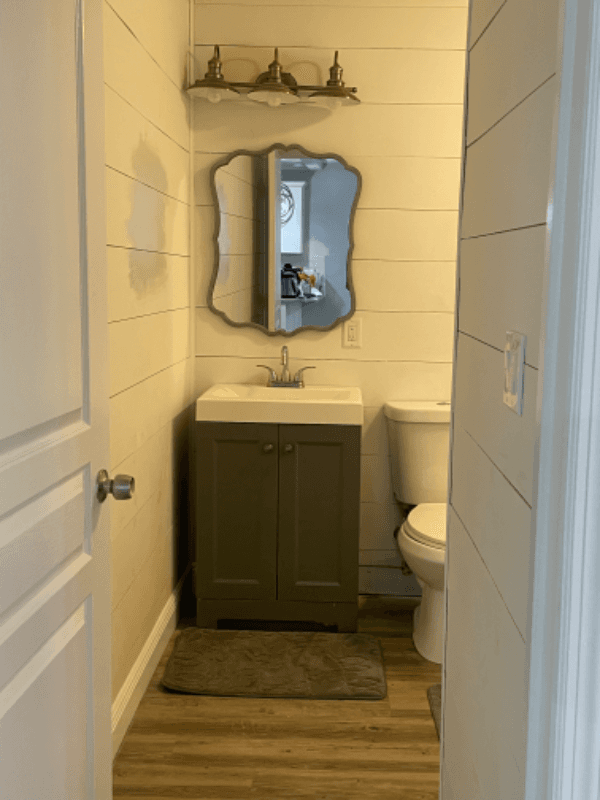Tampa House: 310 E Gladys St