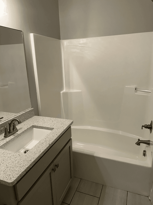 Cleveland Townhome: 580 Bellingham Dr.