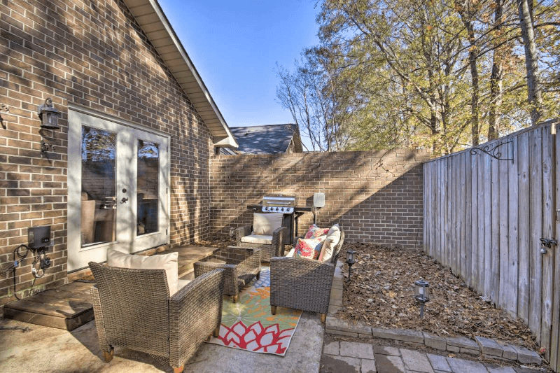 Greenwood Condo: 104 Woodhaven Ct
