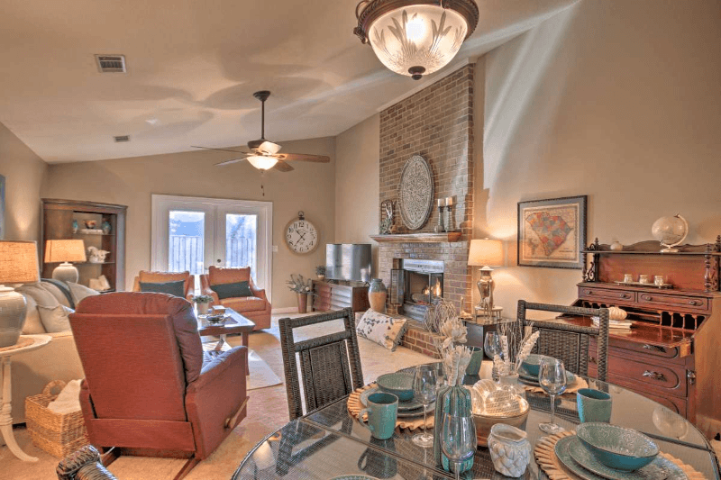 Greenwood Condo: 104 Woodhaven Ct