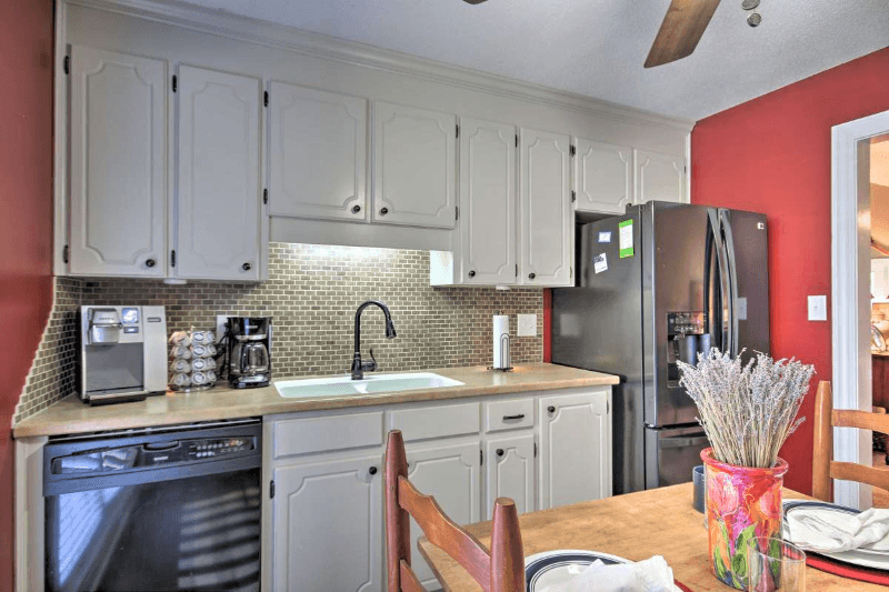 Greenwood Condo: 104 Woodhaven Ct