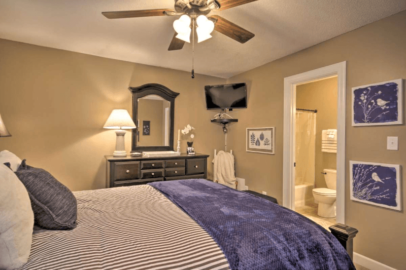 Greenwood Condo: 104 Woodhaven Ct