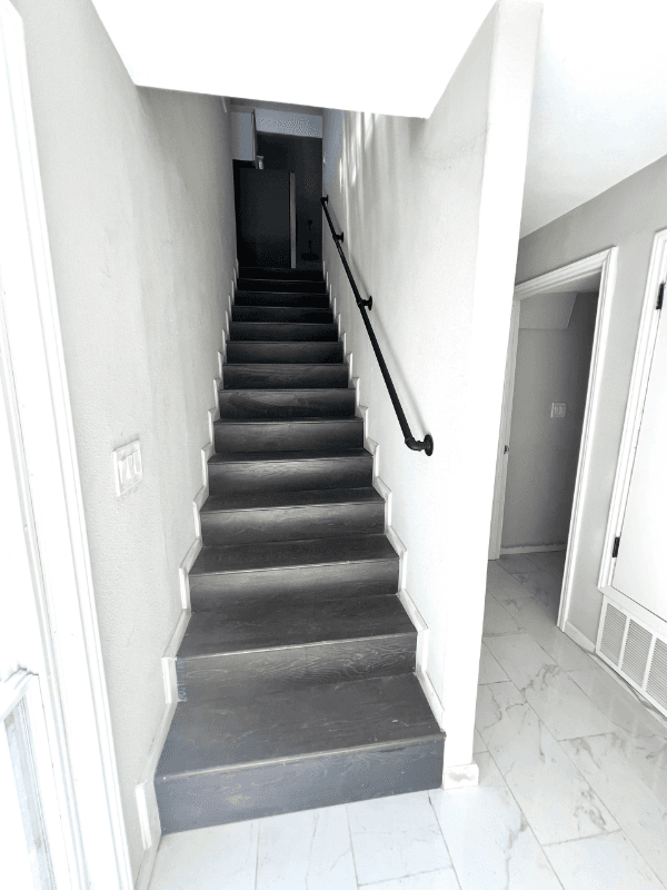 Dallas Townhome: 75215 Holly Hill