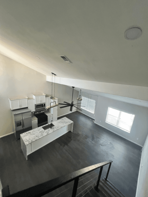 Dallas Townhome: 75215 Holly Hill