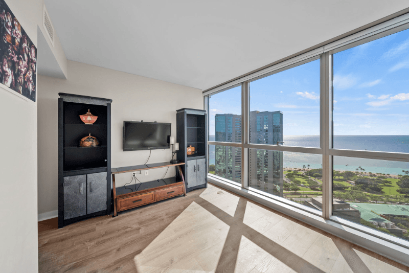 Honolulu Condo: 1177 Queen St