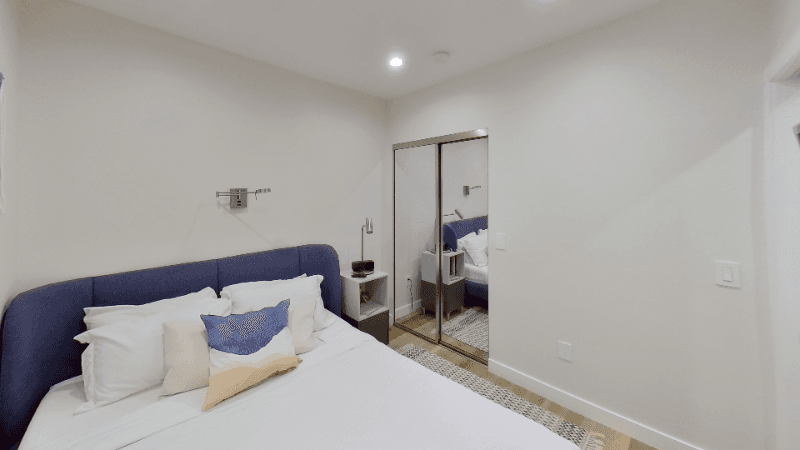 NORTH HOLLYWOOD Apartment: 11249 HUSTON ST
