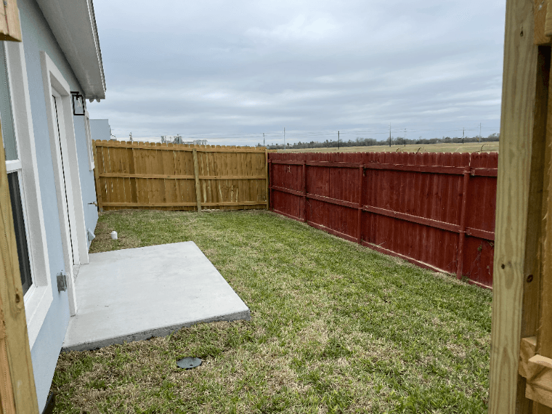 EDINBURG Multiplex: 2511 N Vineyard Ave