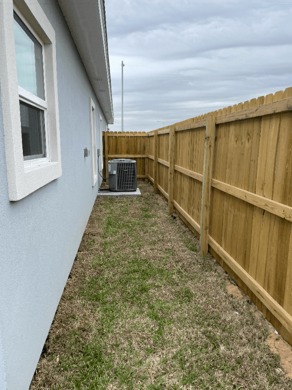 EDINBURG Multiplex: 2511 N Vineyard Ave