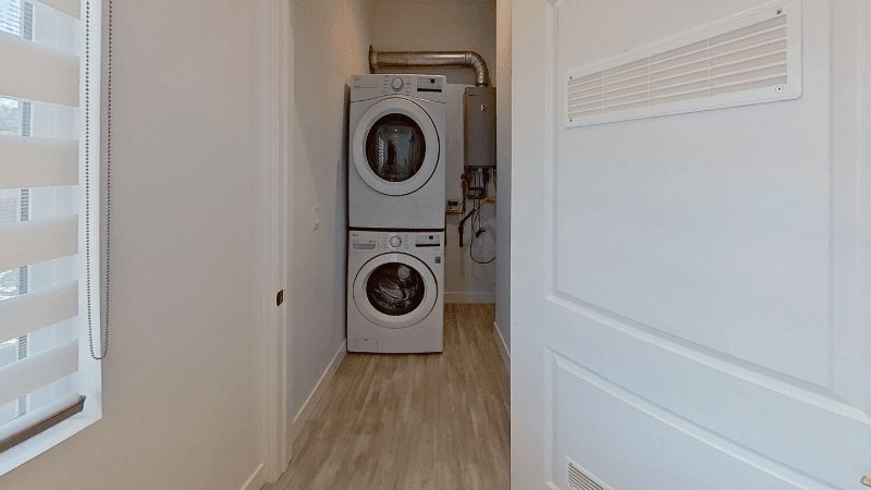 NORTH HOLLYWOOD House: 6337 AGNES AVE