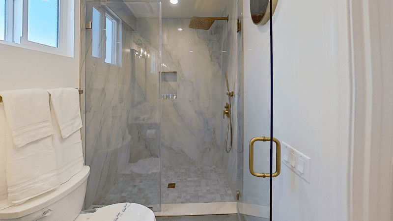 NORTH HOLLYWOOD House: 6337 AGNES AVE