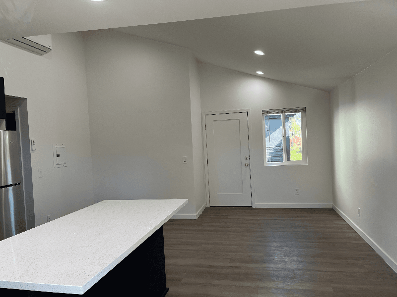 San Diego Apartment: 4732 Bancroft Street