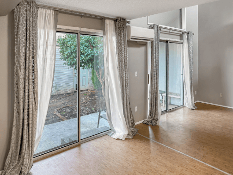 Vancouvere Condo: 405 NE 85th St