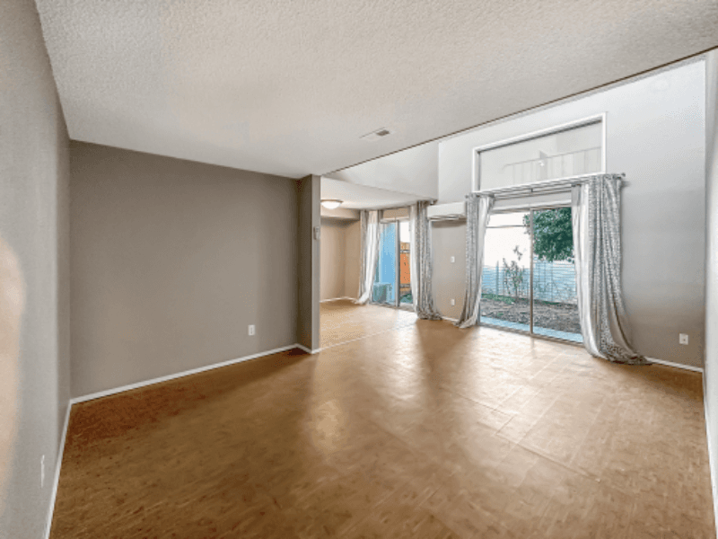 Vancouvere Condo: 405 NE 85th St