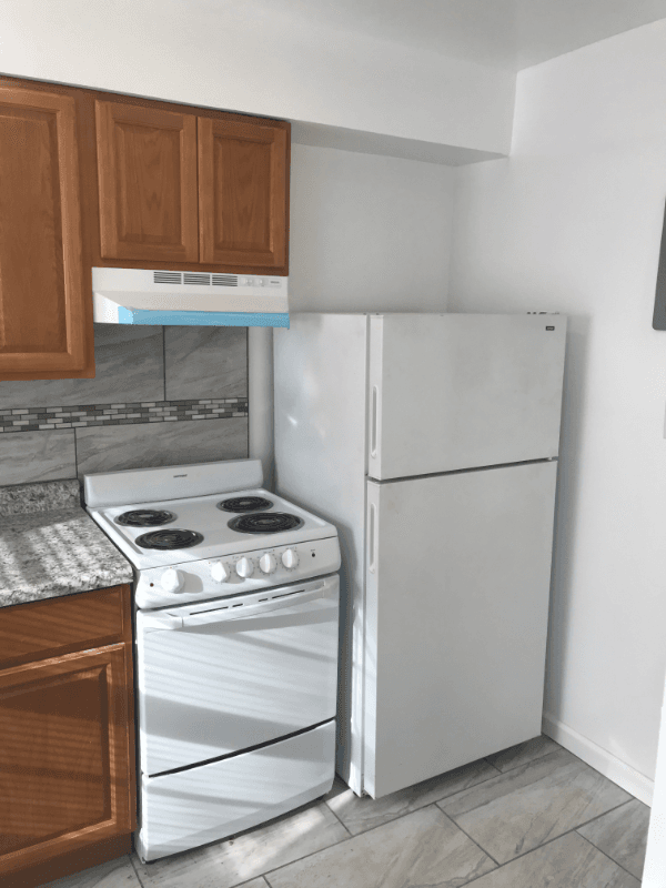 Detroit Apartment: 4811 Cadieux Road
