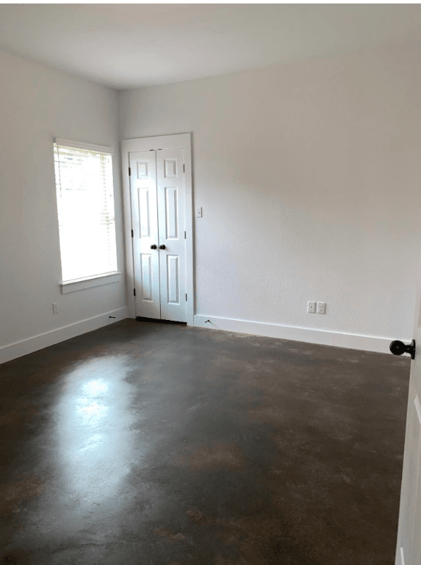 McGregor Townhome: 1003 West 2nd Street