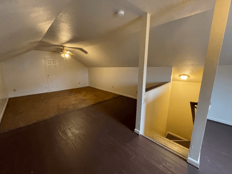 Covington Apartment: 802 Montague Rd.
